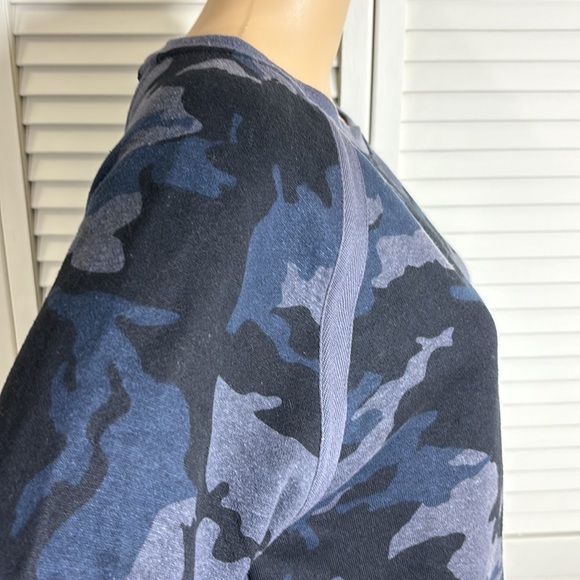 NWT Prana Fleeced Cozy Up Sweatshirt in Camo Medium - Picture 6 of 13